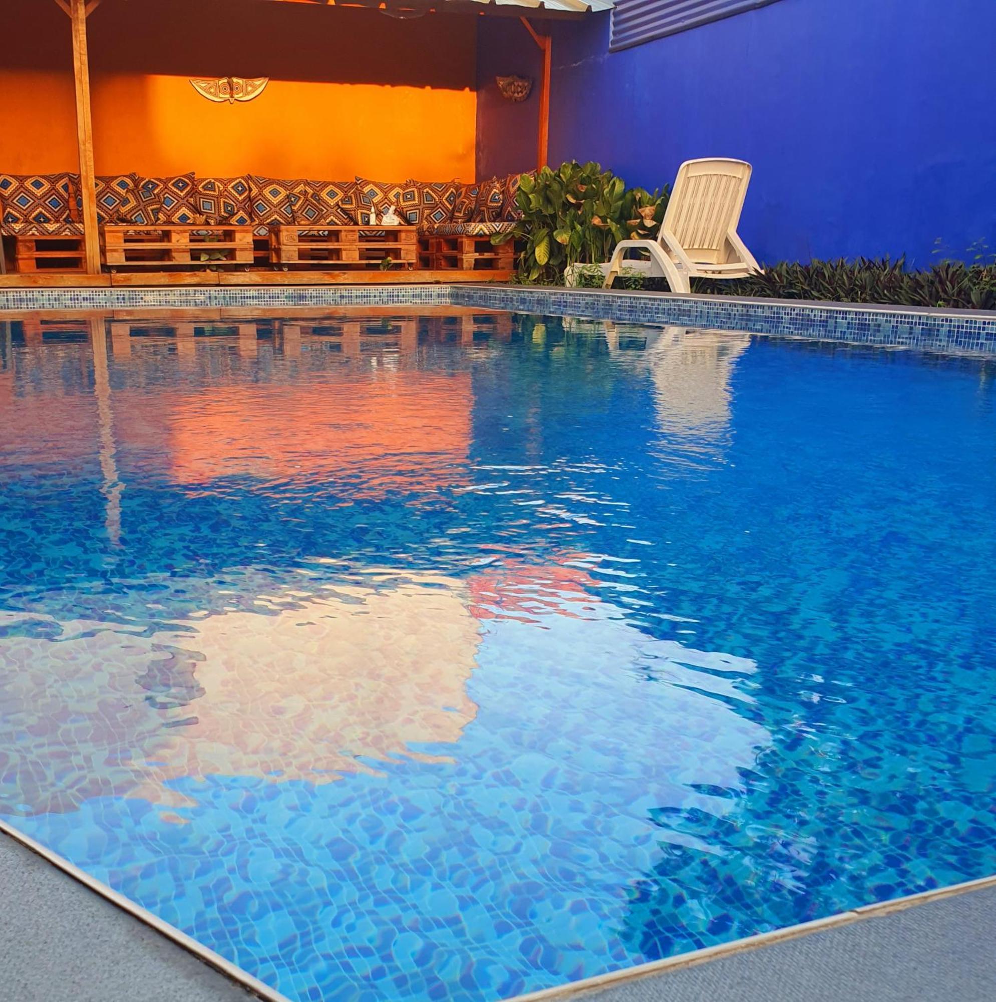 Villa Mango Abiyán Exterior foto